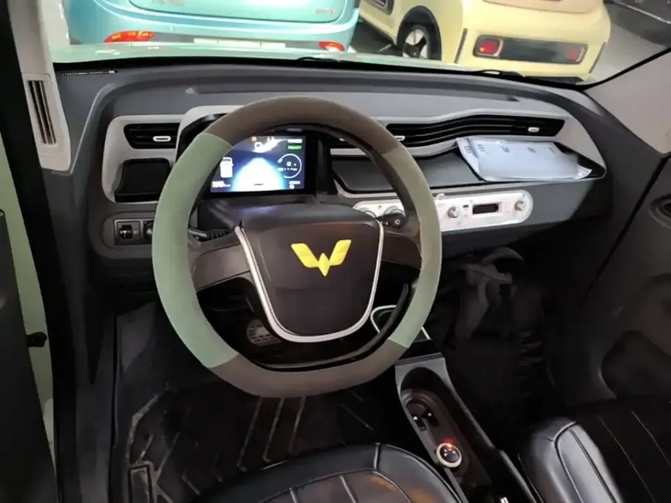 Wuling MINIEV