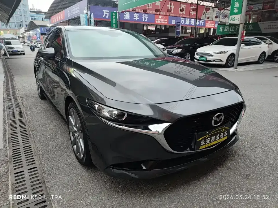 Mazda 3 Axela