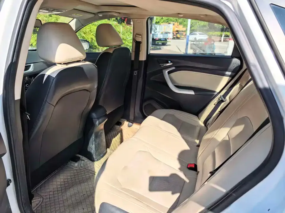 Changan Alsvin V7