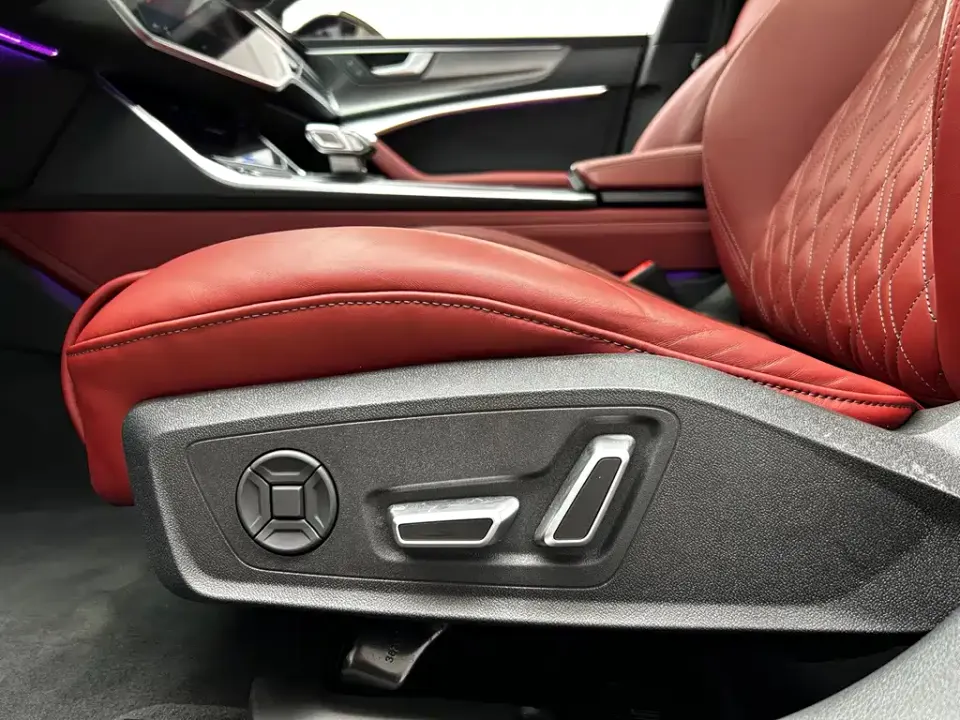 Audi A7L