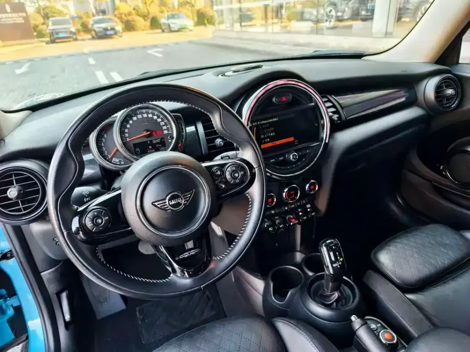 MINI Mini