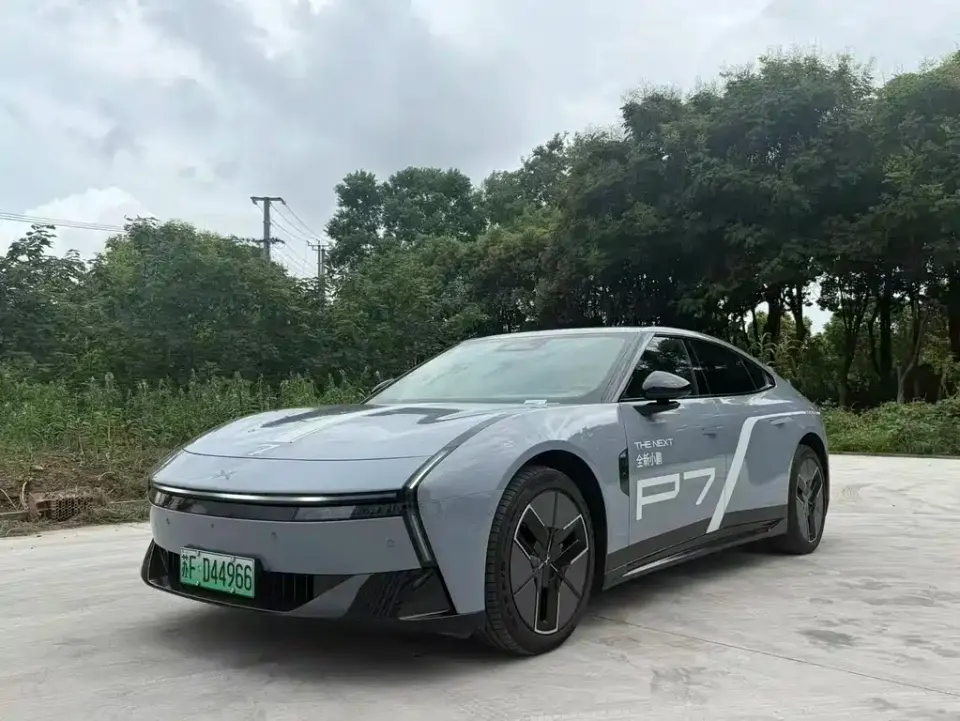 Xpeng P7