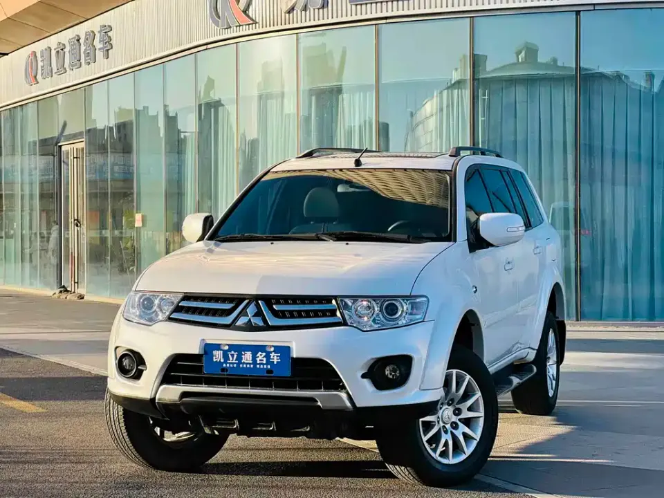 Mitsubishi Pajero Sport