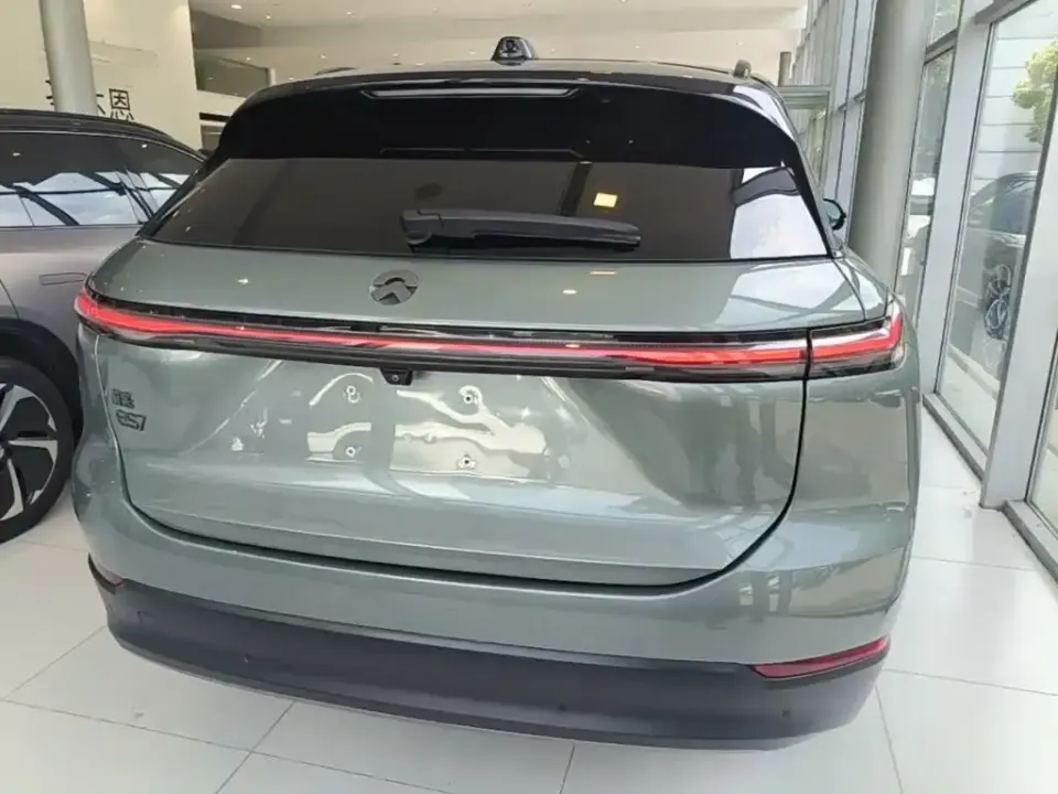 Nio ES7