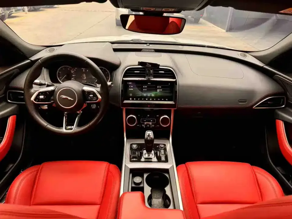 Jaguar XEL