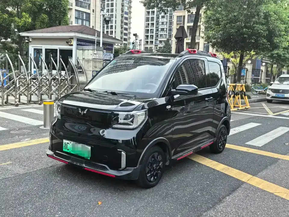 Wuling MINIEV