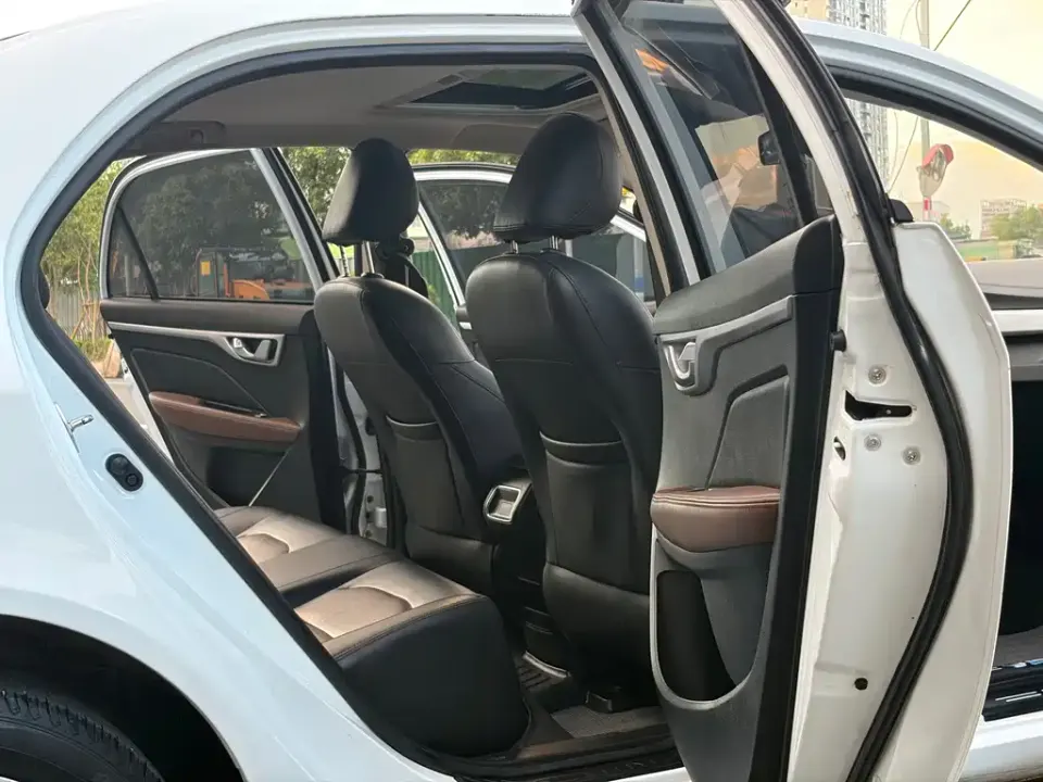 Geely Vision