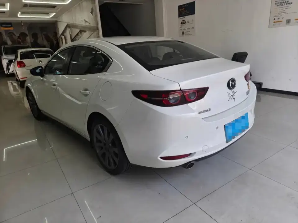 Mazda 3 Axela
