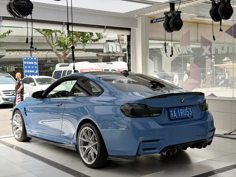 BMW M4