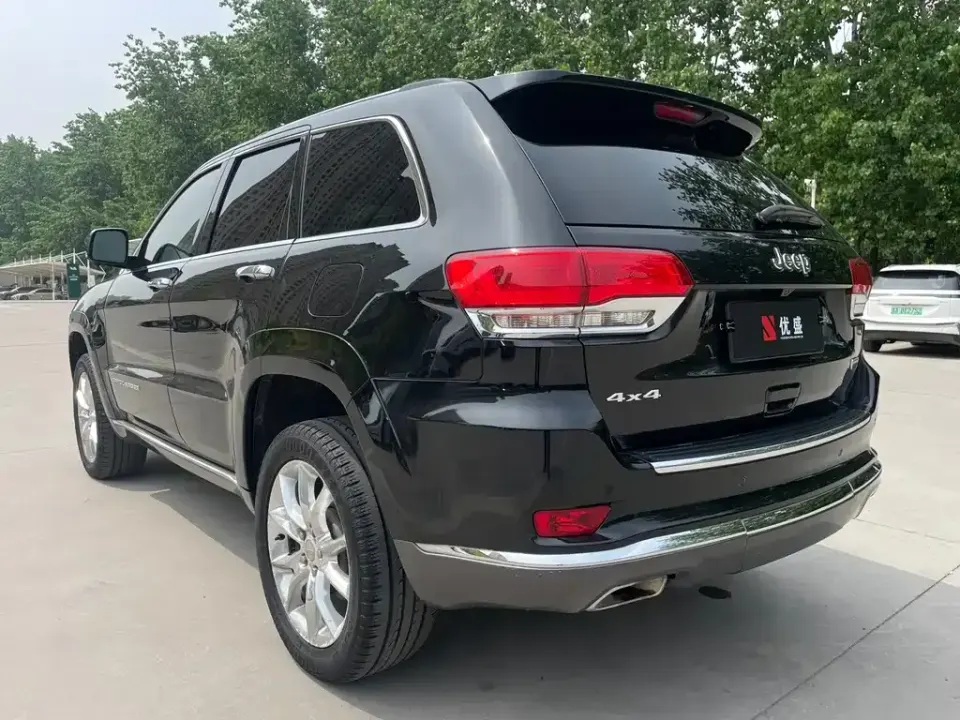 Jeep Grand Cherokee (Import)