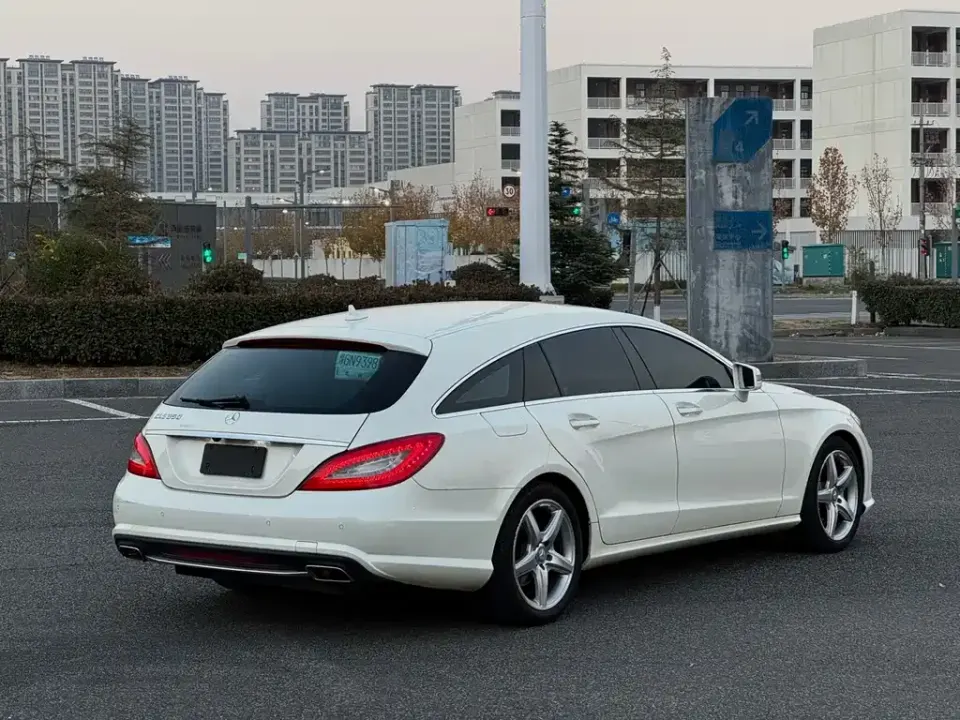 Mercedes-Benz CLS