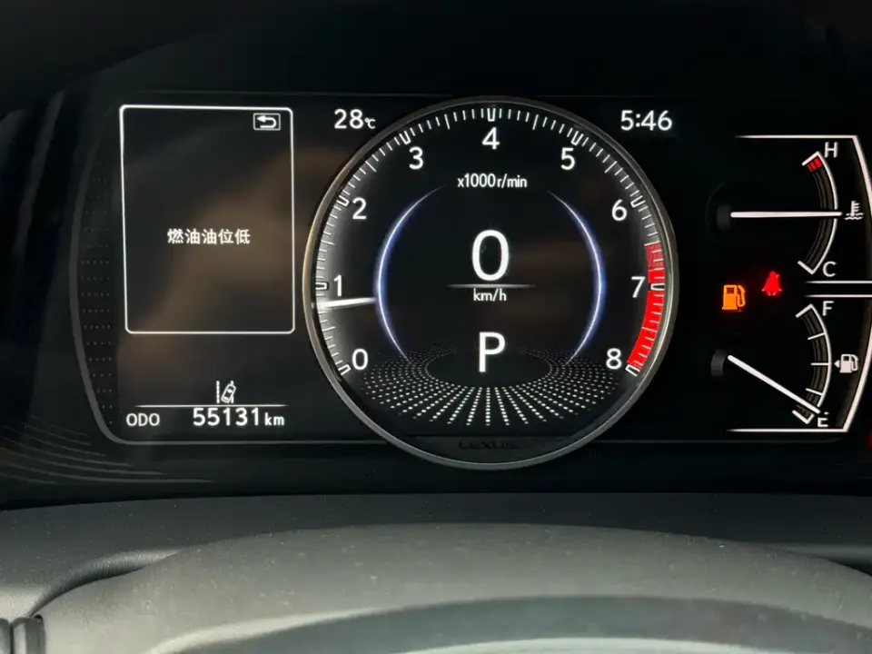 Lexus ES