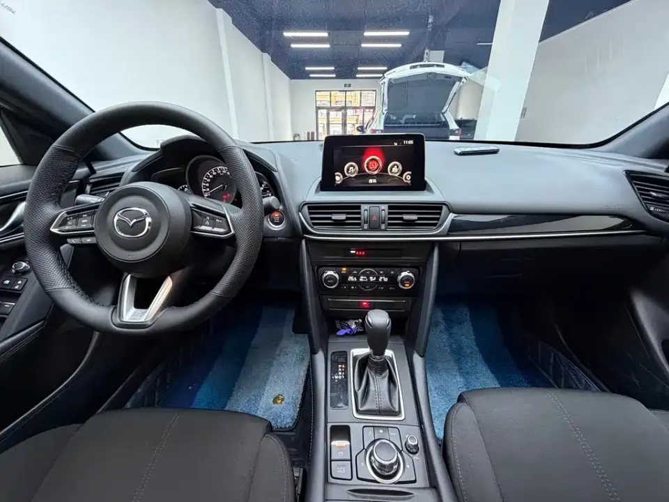 Mazda CX-4