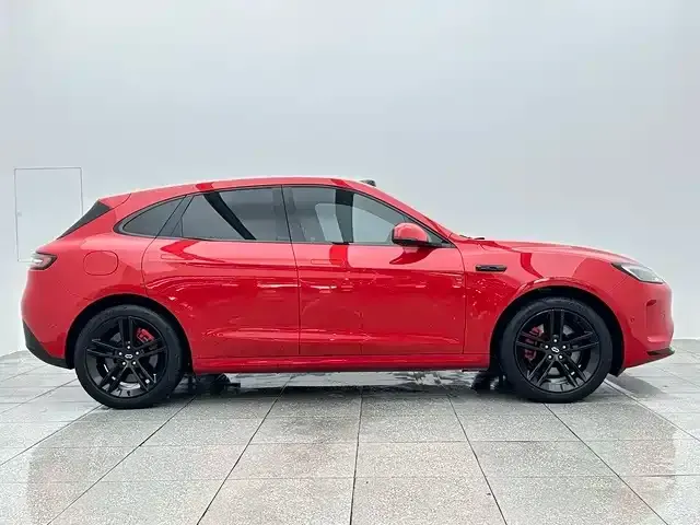AITO AITO M5
