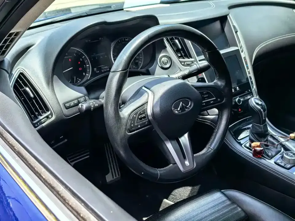 Infiniti Q50L