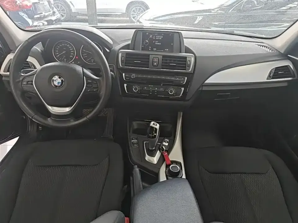 BMW 1 Series (Import)