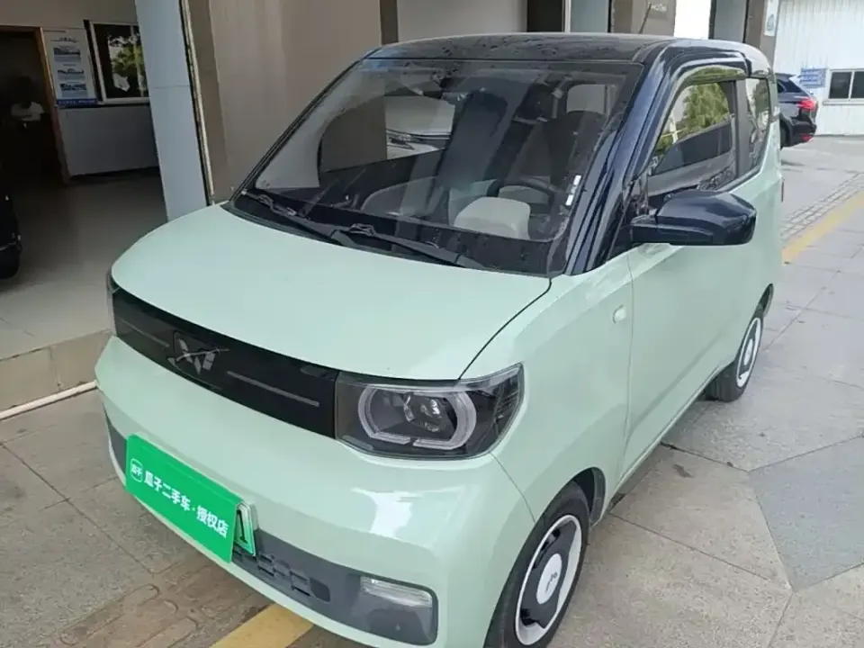 Wuling MINIEV