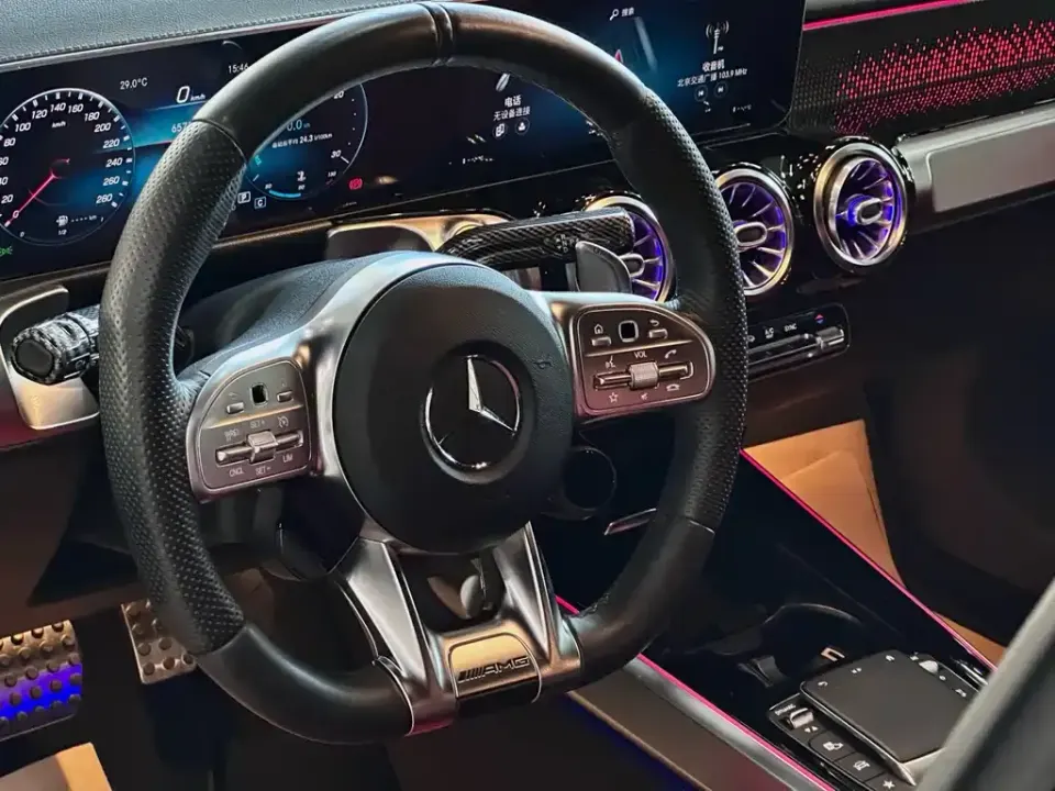 Mercedes-Benz GLB AMG