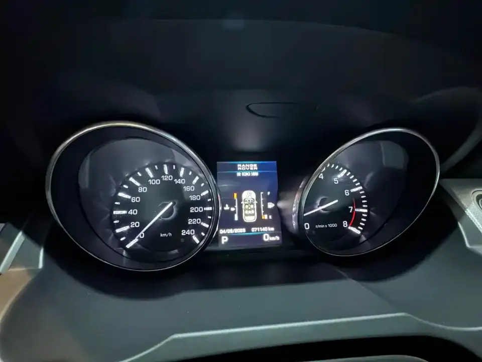 Land Rover Evoque (Import)