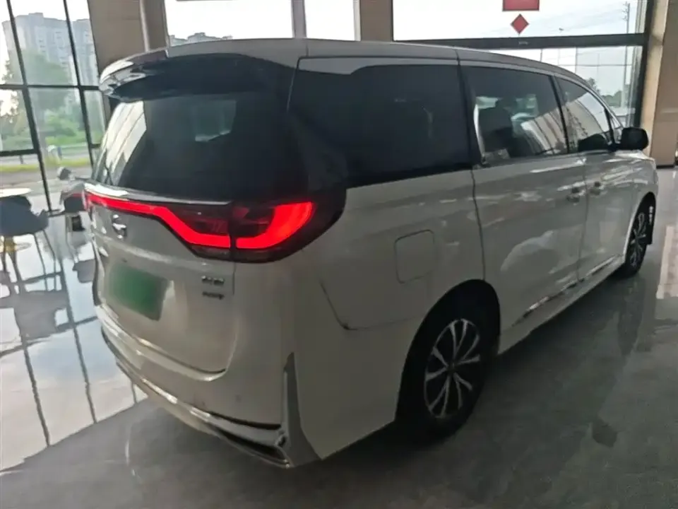 GAC Trumpchi M8