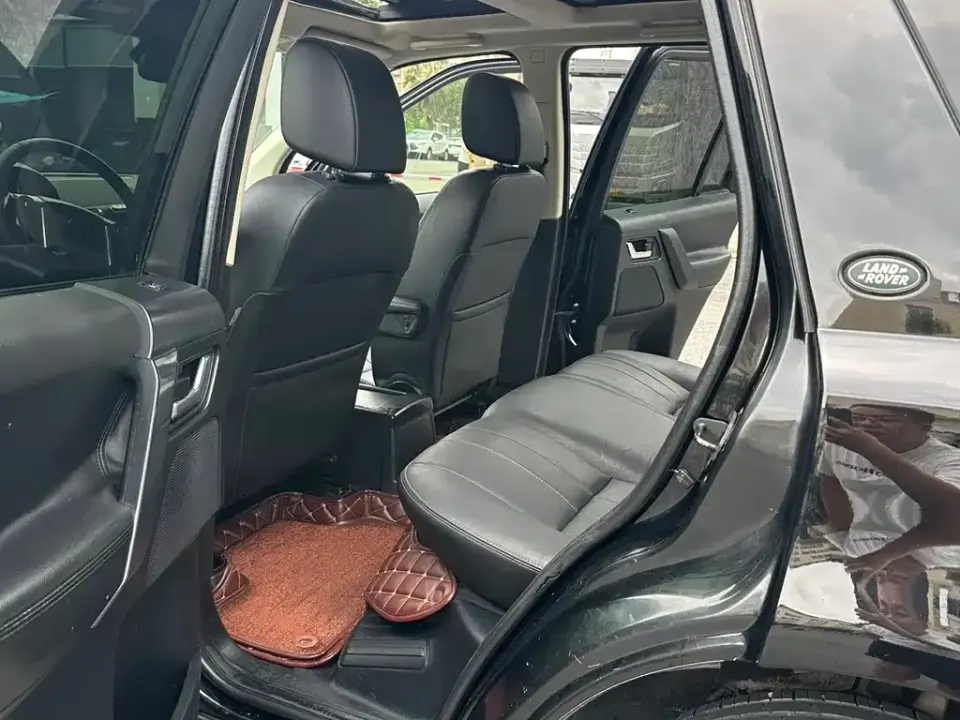 Land Rover Freelander 2