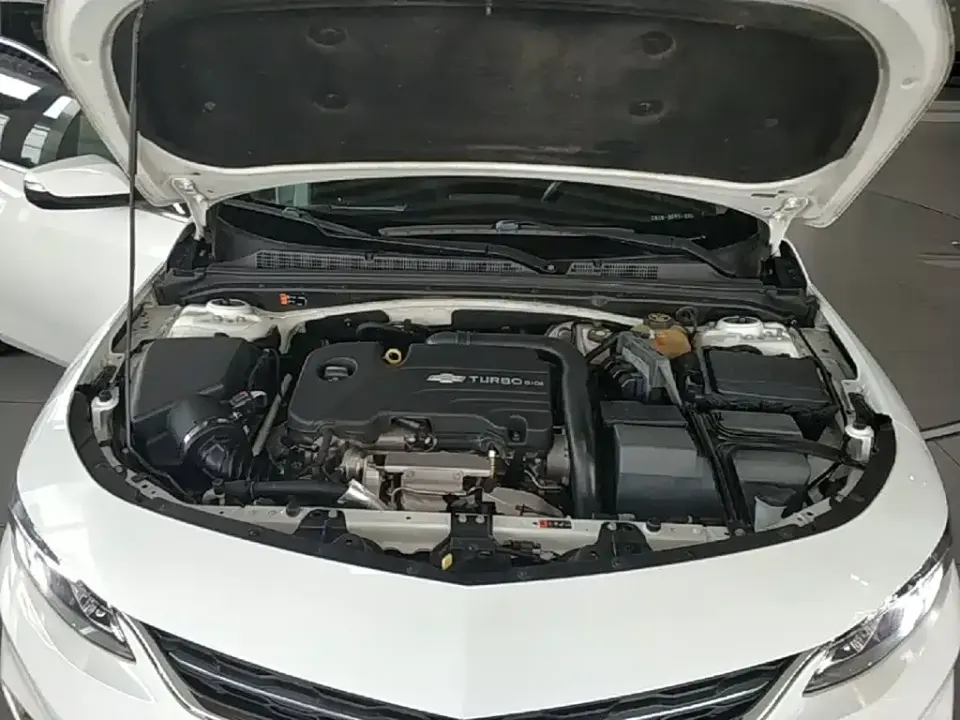 Chevrolet Malibu XL