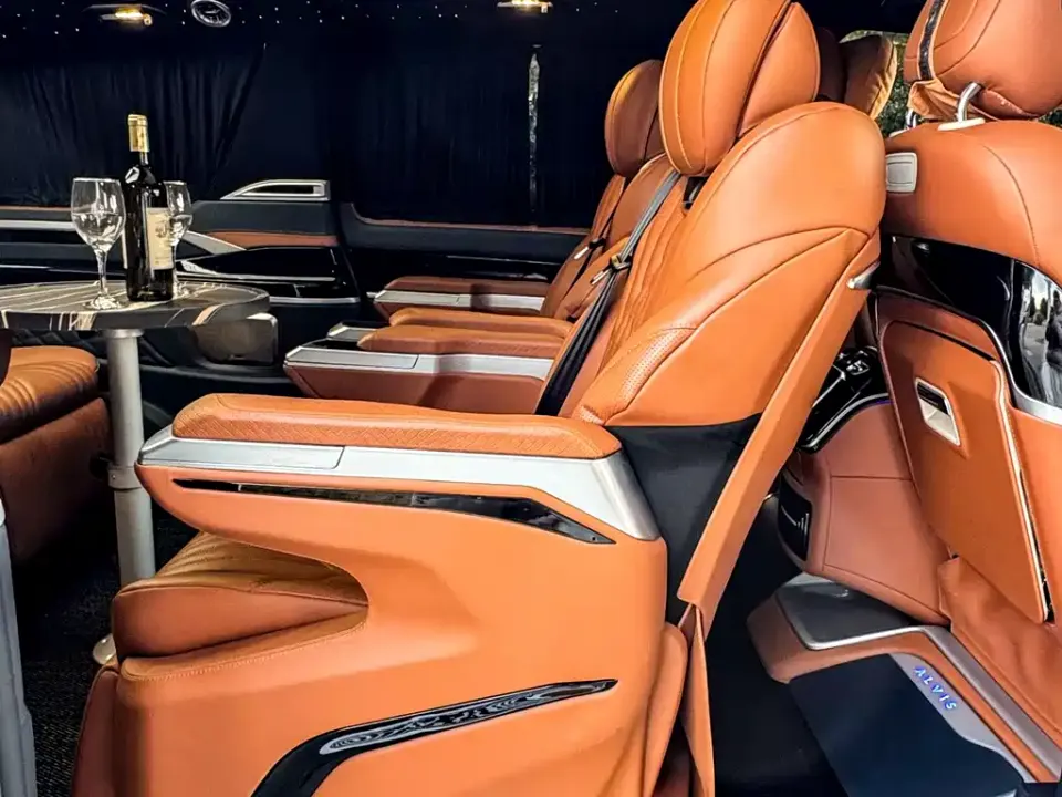 Yasheng Yasheng V-Class