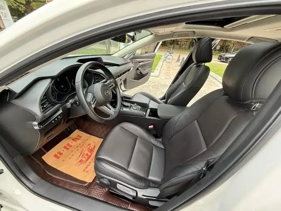 Mazda 3 Axela