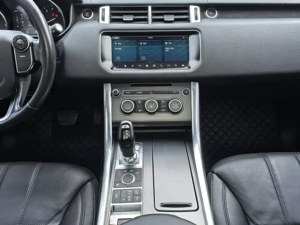 Land Rover Sport