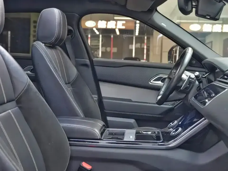 Land Rover Velar