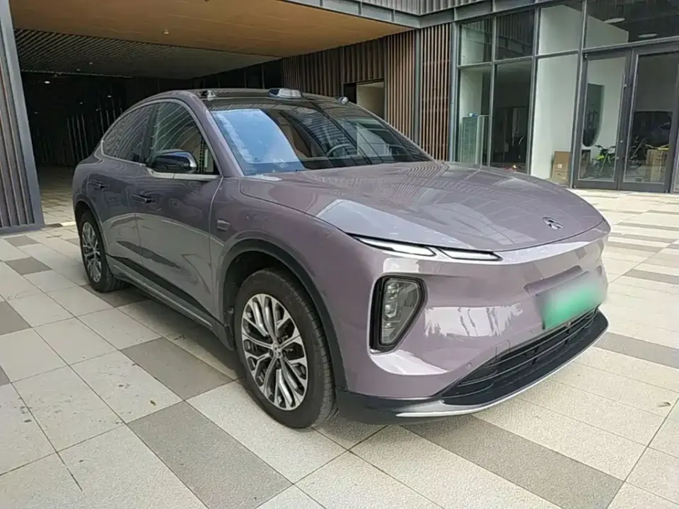 Nio EC6