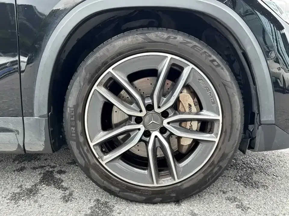 Mercedes-Benz GLA AMG