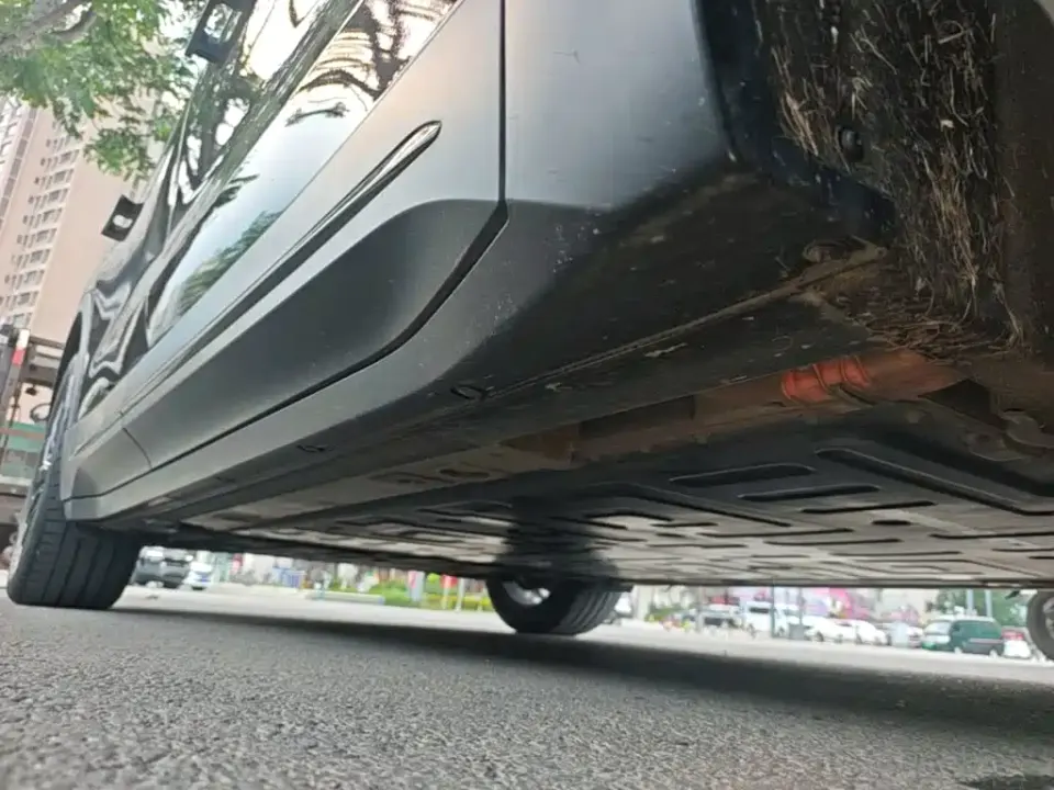Nio EC6