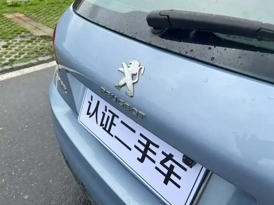 Peugeot 308S