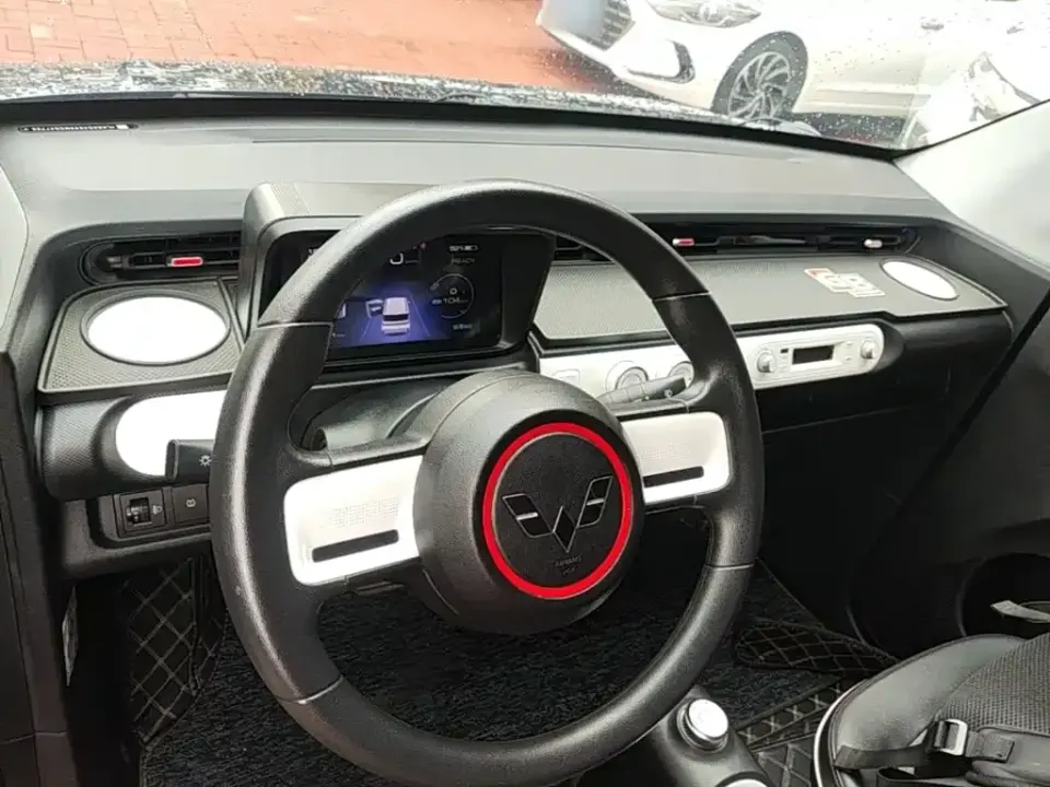 Wuling MINIEV