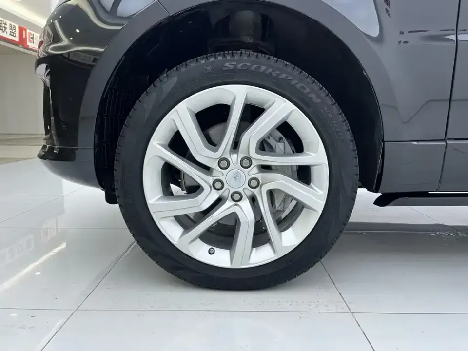 Land Rover Sport