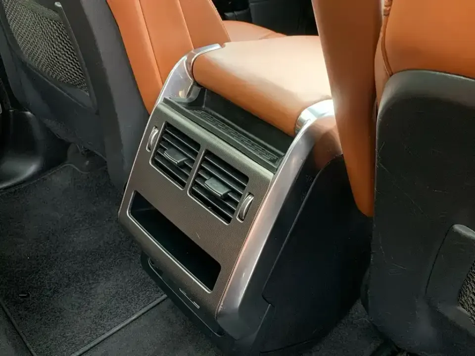 Land Rover Sport