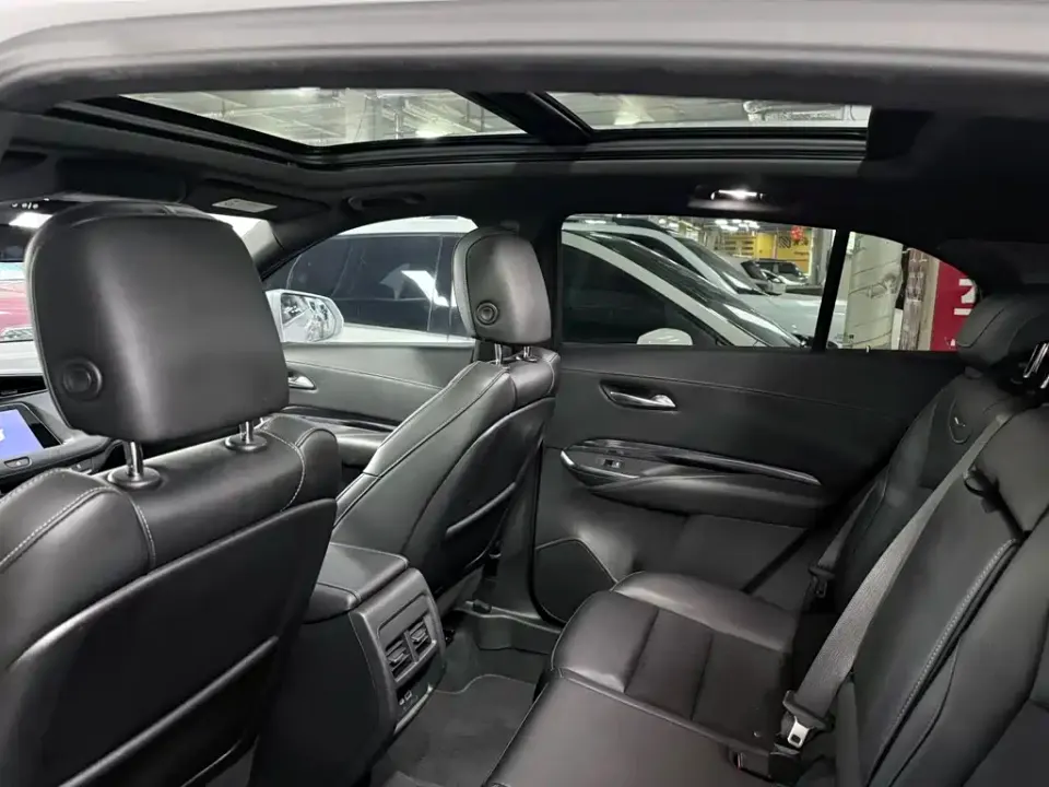 Cadillac XT4