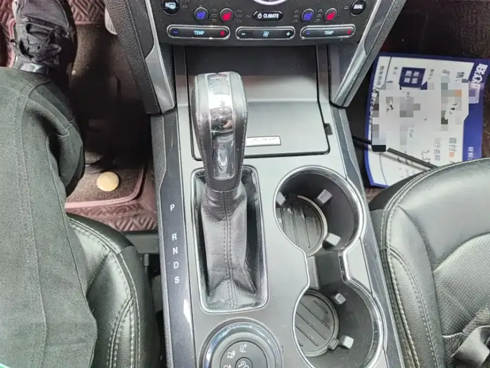 Ford Explorer (Import)