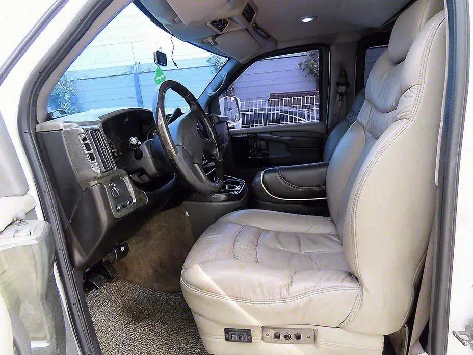 Chevrolet Express Van