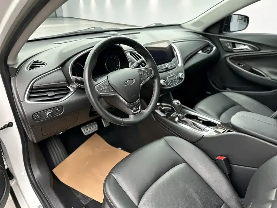 Chevrolet Malibu XL