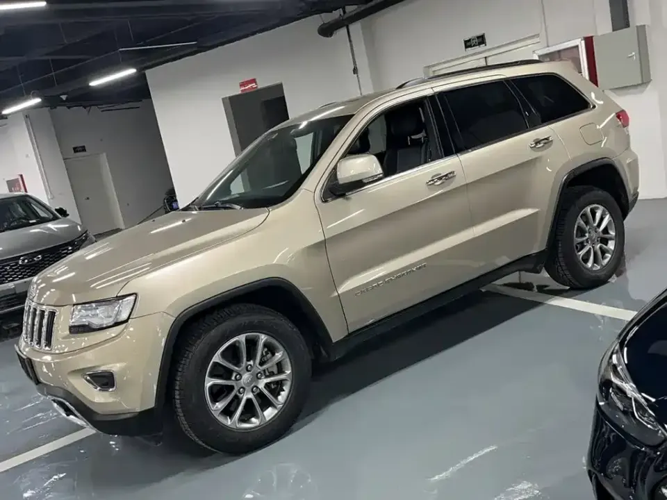 Jeep Grand Cherokee (Import)