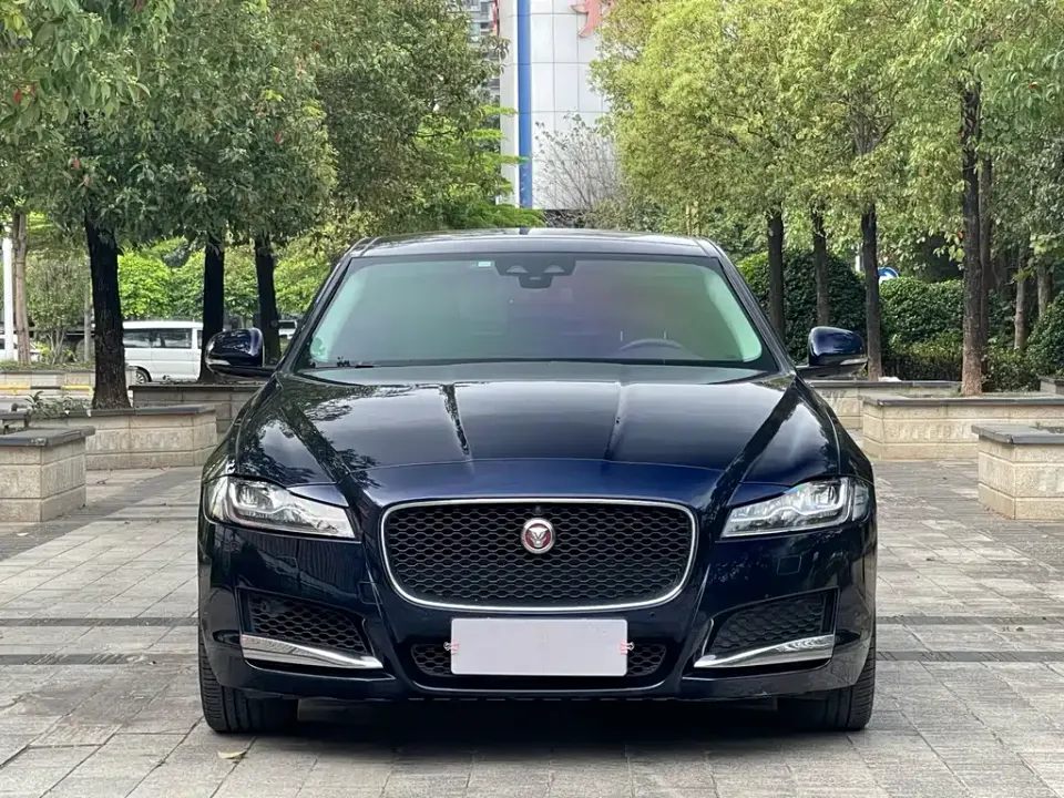 Jaguar XFL