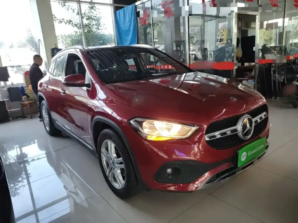 Mercedes-Benz GLA