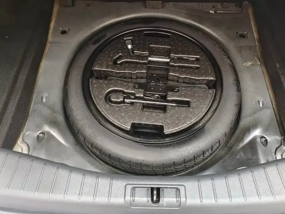 Hongqi Hongqi H5
