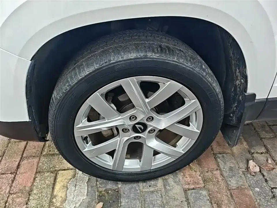Jetta VS5