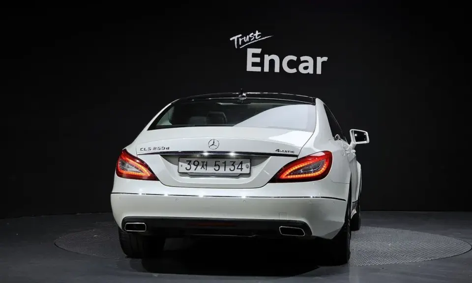 Mercedes-Benz CLS-Class