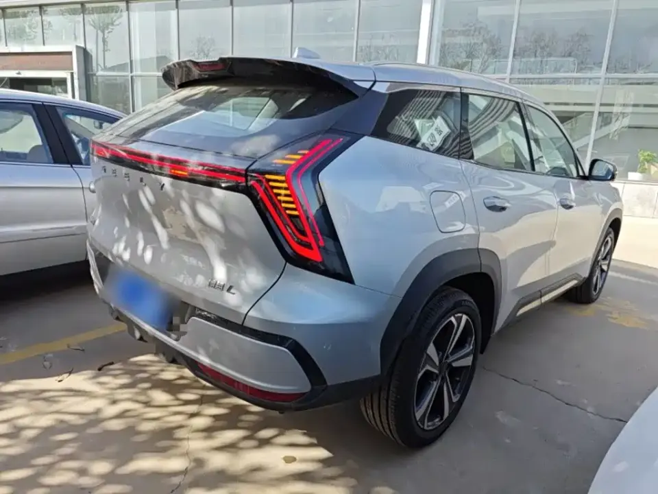 Geely Boyue L