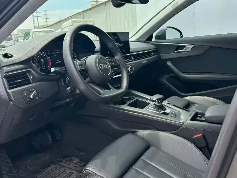 Audi A4 (Import)