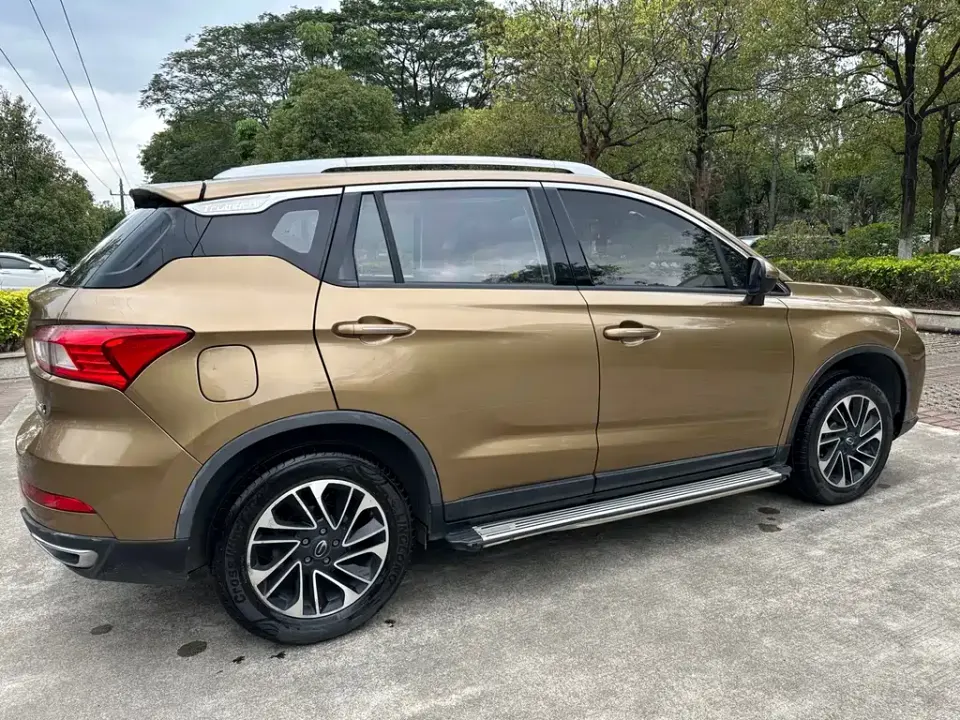 GAC Trumpchi GS4